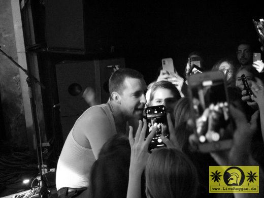 Miles Kane (UK) Gretchen, Berlin - 14. April 2022 (19).JPG